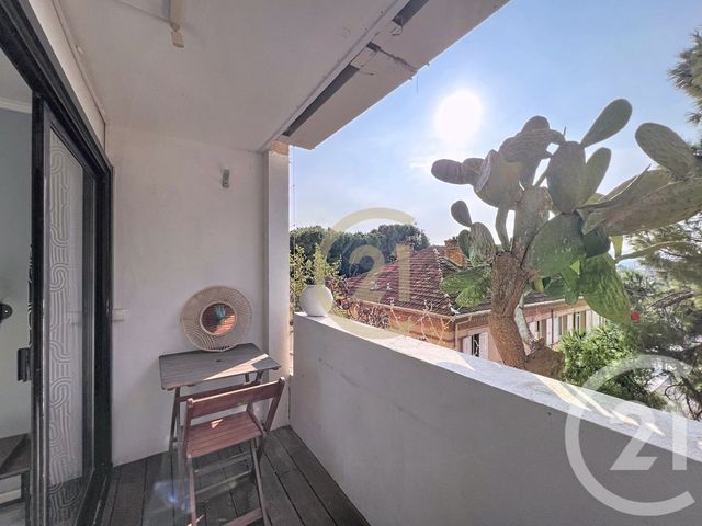 Appartement T2 à louer - 2 pièces - 29.6 m2 - CANNES LA BOCCA - 06 - PROVENCE-ALPES-COTE-D-AZUR - Century 21 Immobilier Conseil