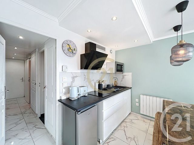 Appartement T2 à louer - 2 pièces - 29.6 m2 - CANNES LA BOCCA - 06 - PROVENCE-ALPES-COTE-D-AZUR - Century 21 Immobilier Conseil