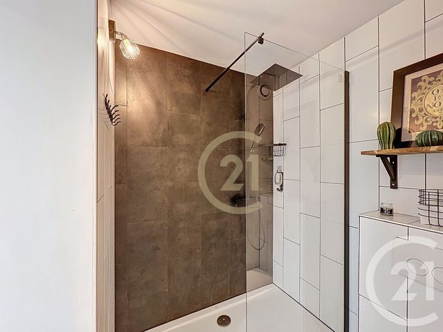 Appartement T2 à louer - 2 pièces - 29.6 m2 - CANNES LA BOCCA - 06 - PROVENCE-ALPES-COTE-D-AZUR - Century 21 Immobilier Conseil