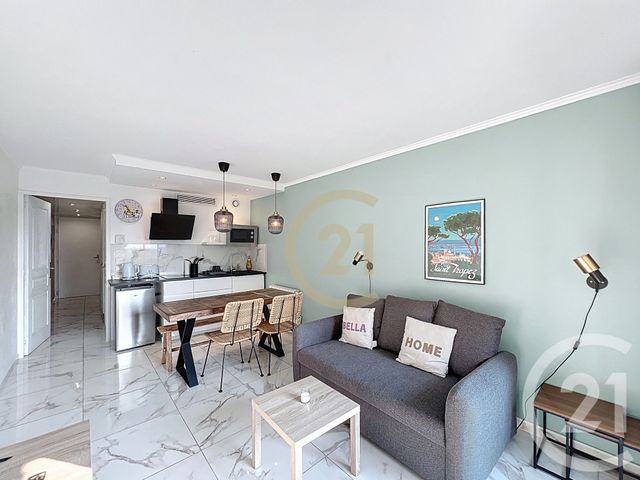 Appartement T2 à louer - 2 pièces - 29.6 m2 - CANNES LA BOCCA - 06 - PROVENCE-ALPES-COTE-D-AZUR - Century 21 Immobilier Conseil