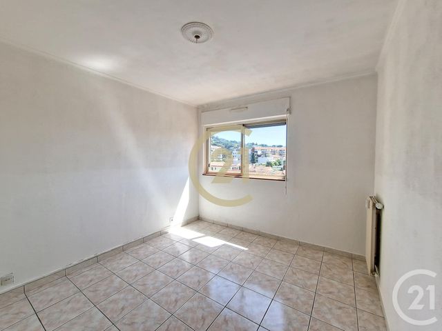 Appartement F3 à louer - 3 pièces - 59.37 m2 - CANNES LA BOCCA - 06 - PROVENCE-ALPES-COTE-D-AZUR - Century 21 Immobilier Conseil