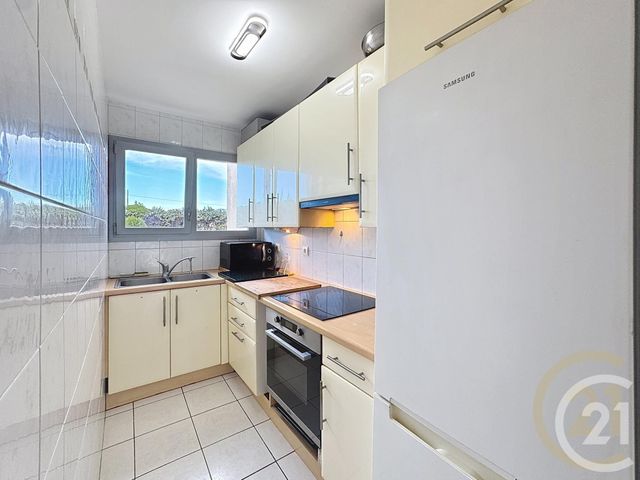 Afficher la photo en grand Appartement F2 à vendre - 2 pièces - 51.0 m2 - CANNES LA BOCCA - 06 - PROVENCE-ALPES-COTE-D-AZUR - Century 21 Immobilier Conseil