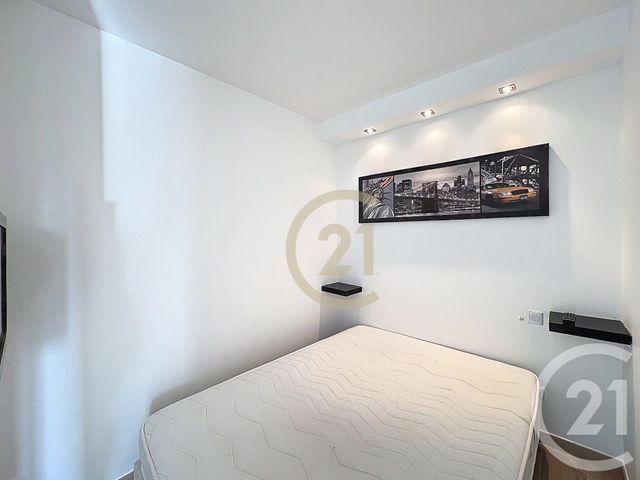 Afficher la photo en grand Appartement T2 à louer - 2 pièces - 32.81 m2 - CANNES LA BOCCA - 06 - PROVENCE-ALPES-COTE-D-AZUR - Century 21 Immobilier Conseil