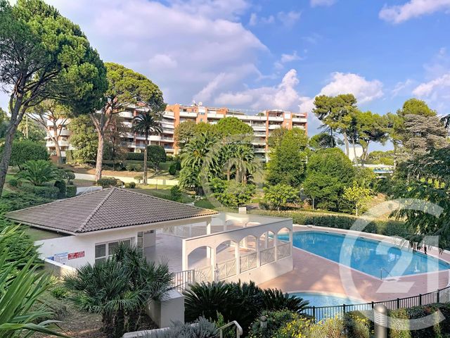 Afficher la photo en grand Appartement T2 à louer - 2 pièces - 32.81 m2 - CANNES LA BOCCA - 06 - PROVENCE-ALPES-COTE-D-AZUR - Century 21 Immobilier Conseil