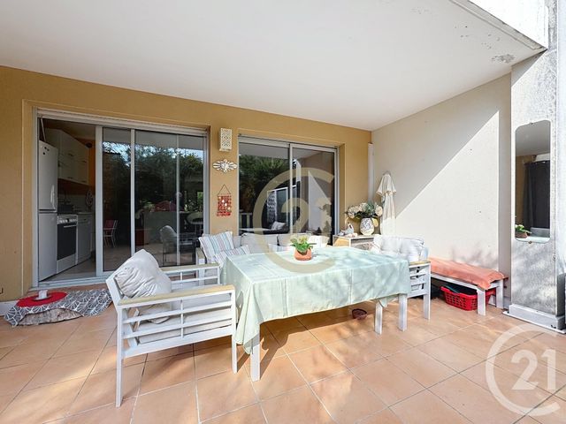 Afficher la photo en grand Appartement F2 à vendre - 2 pièces - 52.38 m2 - CANNES LA BOCCA - 06 - PROVENCE-ALPES-COTE-D-AZUR - Century 21 Immobilier Conseil