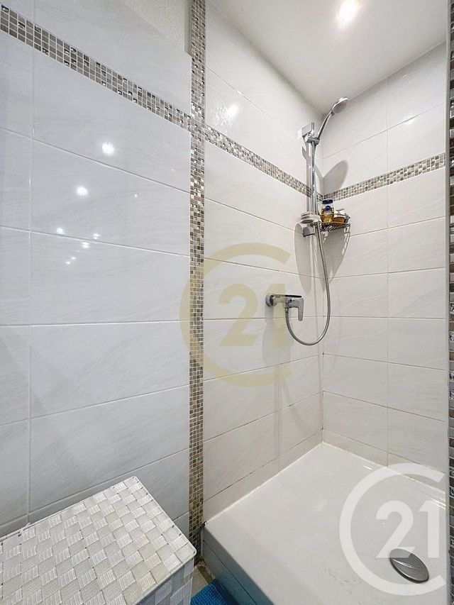 Appartement F2 à vendre - 2 pièces - 52.38 m2 - CANNES LA BOCCA - 06 - PROVENCE-ALPES-COTE-D-AZUR - Century 21 Immobilier Conseil