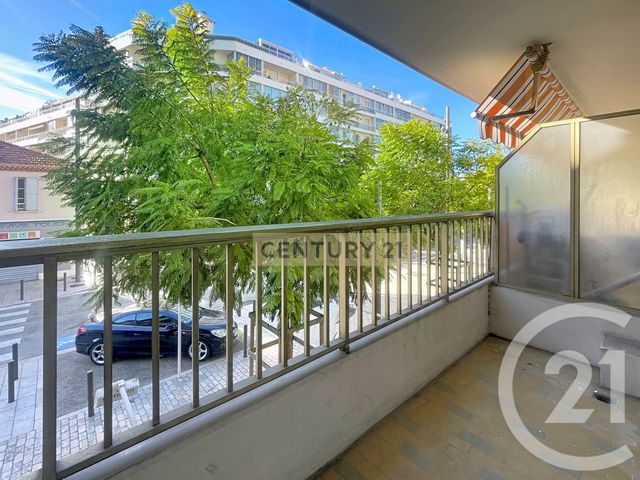 Appartement F2 à vendre - 2 pièces - 59.0 m2 - CANNES LA BOCCA - 06 - PROVENCE-ALPES-COTE-D-AZUR - Century 21 Immobilier Conseil