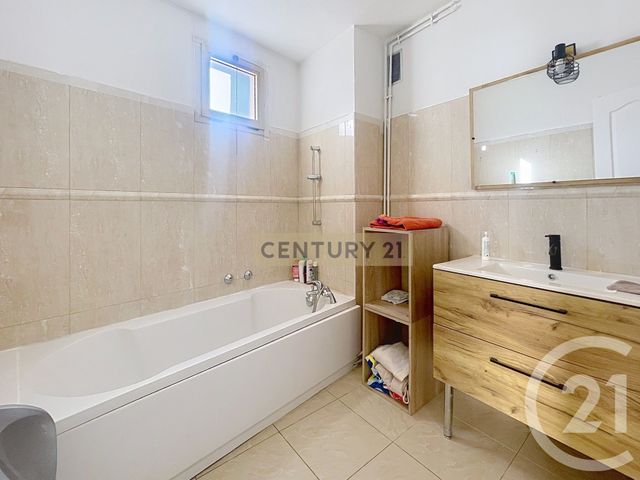 Appartement F2 à vendre - 2 pièces - 59.0 m2 - CANNES LA BOCCA - 06 - PROVENCE-ALPES-COTE-D-AZUR - Century 21 Immobilier Conseil