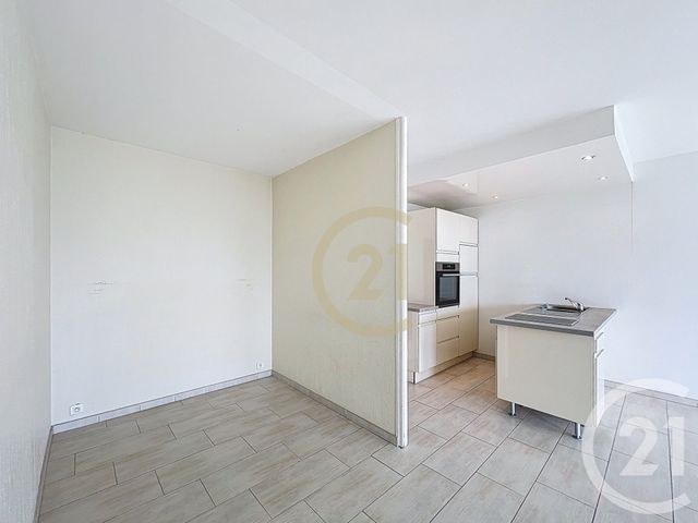 Appartement Studio à louer - 1 pièce - 45.0 m2 - CANNES LA BOCCA - 06 - PROVENCE-ALPES-COTE-D-AZUR - Century 21 Immobilier Conseil