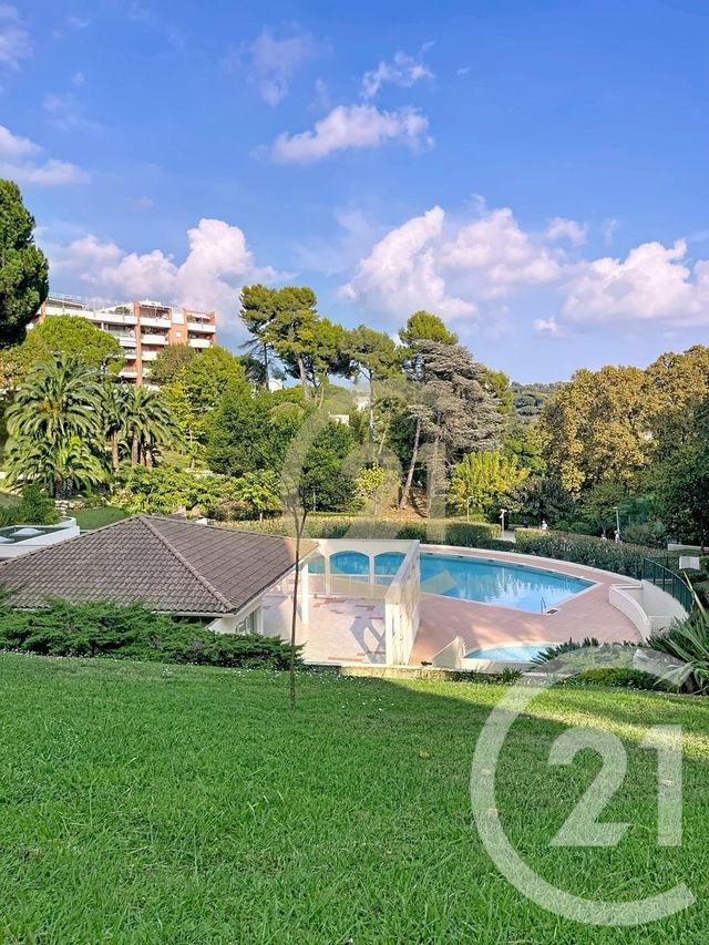 Appartement F4 à vendre - 4 pièces - 106.0 m2 - CANNES LA BOCCA - 06 - PROVENCE-ALPES-COTE-D-AZUR - Century 21 Immobilier Conseil