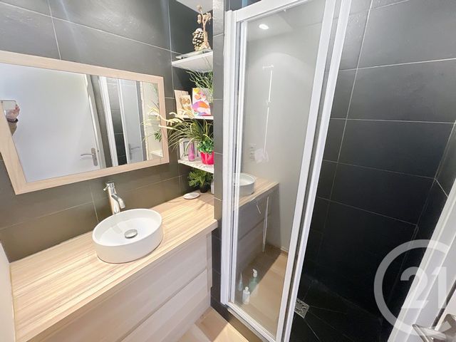 Appartement F4 à vendre - 4 pièces - 106.0 m2 - CANNES LA BOCCA - 06 - PROVENCE-ALPES-COTE-D-AZUR - Century 21 Immobilier Conseil