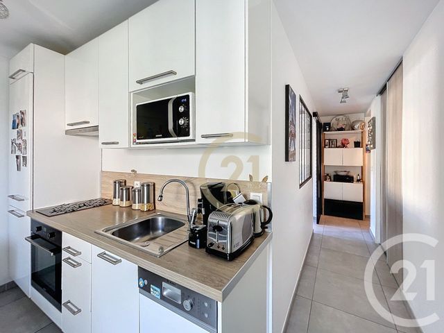 Appartement F2 à vendre - 2 pièces - 30.45 m2 - CANNES - 06 - PROVENCE-ALPES-COTE-D-AZUR - Century 21 Immobilier Conseil