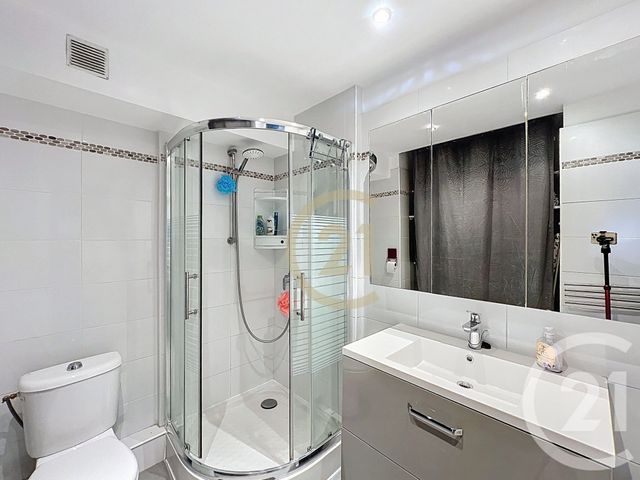 Appartement Studio à louer - 1 pièce - 30.17 m2 - CANNES LA BOCCA - 06 - PROVENCE-ALPES-COTE-D-AZUR - Century 21 Immobilier Conseil