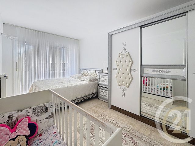 Appartement T4 à vendre - 4 pièces - 90.63 m2 - LE CANNET - 06 - PROVENCE-ALPES-COTE-D-AZUR - Century 21 Immobilier Conseil