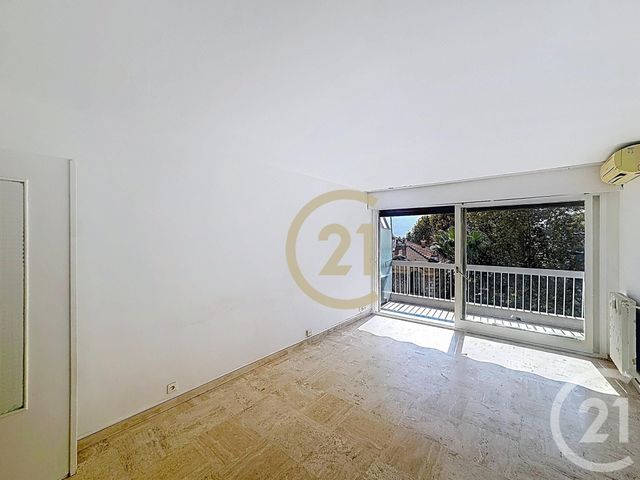Appartement T4 à vendre - 4 pièces - 90.63 m2 - LE CANNET - 06 - PROVENCE-ALPES-COTE-D-AZUR - Century 21 Immobilier Conseil