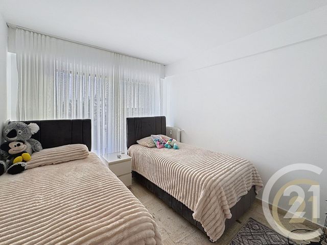 Appartement T4 à vendre - 4 pièces - 90.63 m2 - LE CANNET - 06 - PROVENCE-ALPES-COTE-D-AZUR - Century 21 Immobilier Conseil