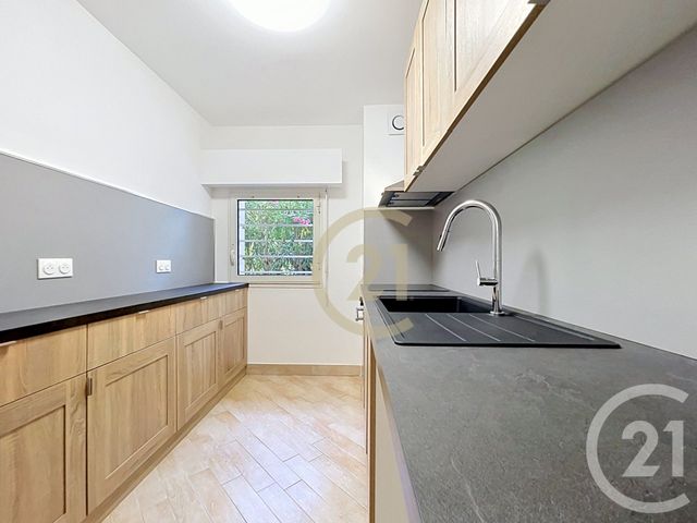 Appartement F3 à vendre - 3 pièces - 66.0 m2 - CANNES LA BOCCA - 06 - PROVENCE-ALPES-COTE-D-AZUR - Century 21 Immobilier Conseil
