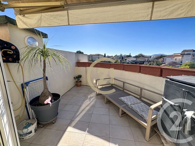 Appartement T3 à vendre - 3 pièces - 55.56 m2 - CANNES LA BOCCA - 06 - PROVENCE-ALPES-COTE-D-AZUR - Century 21 Immobilier Conseil