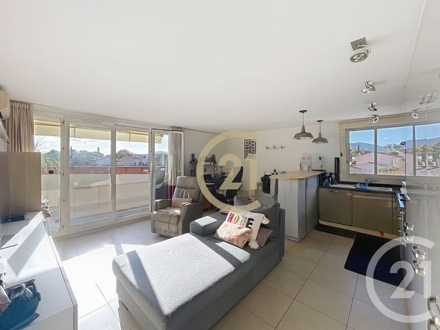 Appartement T3 à vendre - 3 pièces - 55.56 m2 - CANNES LA BOCCA - 06 - PROVENCE-ALPES-COTE-D-AZUR - Century 21 Immobilier Conseil