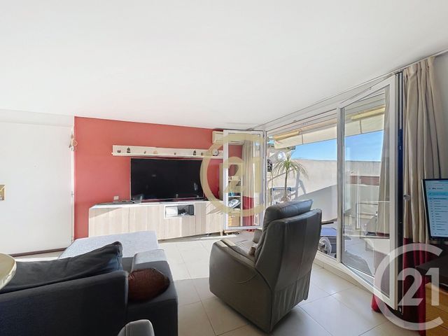 Appartement T3 à vendre - 3 pièces - 55.56 m2 - CANNES LA BOCCA - 06 - PROVENCE-ALPES-COTE-D-AZUR - Century 21 Immobilier Conseil