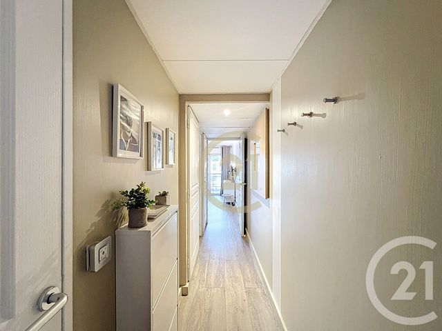 Appartement F2 à louer - 2 pièces - 27.07 m2 - CANNES LA BOCCA - 06 - PROVENCE-ALPES-COTE-D-AZUR - Century 21 Immobilier Conseil