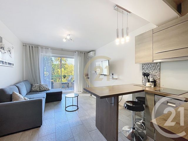 Appartement F2 à vendre - 2 pièces - 30.0 m2 - CANNES - 06 - PROVENCE-ALPES-COTE-D-AZUR - Century 21 Immobilier Conseil