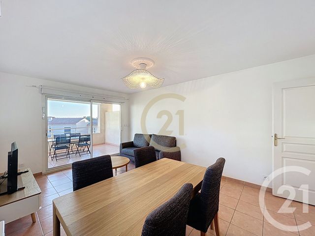 Appartement T2 à louer - 2 pièces - 41.01 m2 - LE CANNET - 06 - PROVENCE-ALPES-COTE-D-AZUR - Century 21 Immobilier Conseil