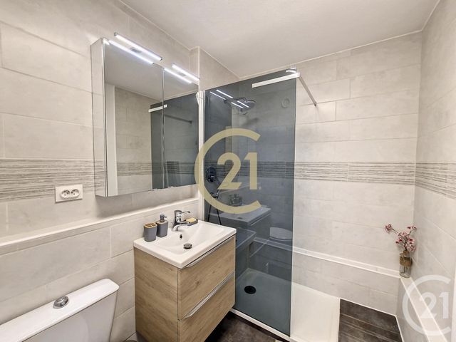 Appartement F1 à louer - 1 pièce - 26.37 m2 - CANNES LA BOCCA - 06 - PROVENCE-ALPES-COTE-D-AZUR - Century 21 Immobilier Conseil