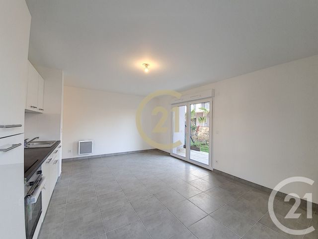 Appartement F2 à louer - 2 pièces - 45.22 m2 - CANNES LA BOCCA - 06 - PROVENCE-ALPES-COTE-D-AZUR - Century 21 Immobilier Conseil