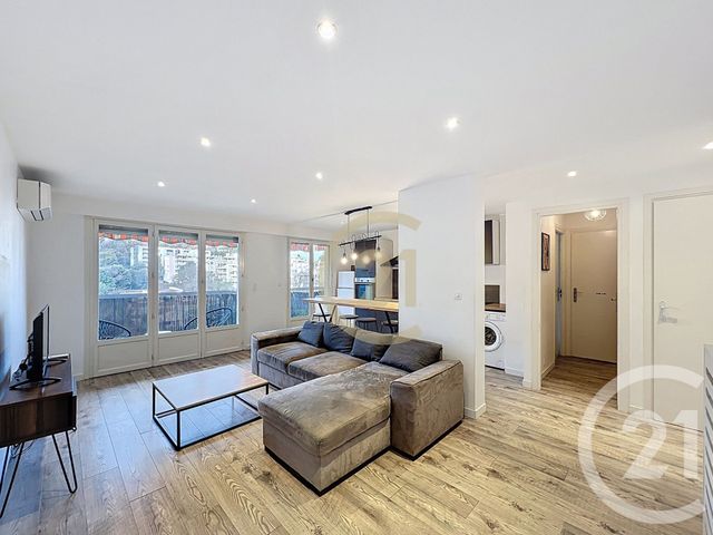 Appartement T2 à louer - 2 pièces - 45.0 m2 - LE CANNET - 06 - PROVENCE-ALPES-COTE-D-AZUR - Century 21 Immobilier Conseil