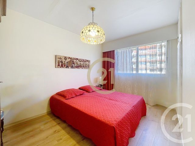 Appartement F4 à vendre - 4 pièces - 120.0 m2 - MANDELIEU LA NAPOULE - 06 - PROVENCE-ALPES-COTE-D-AZUR - Century 21 Immobilier Conseil