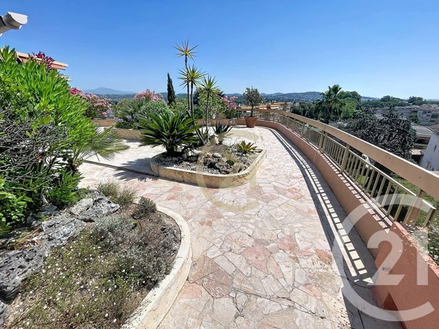 Appartement F4 à vendre - 4 pièces - 120.0 m2 - MANDELIEU LA NAPOULE - 06 - PROVENCE-ALPES-COTE-D-AZUR - Century 21 Immobilier Conseil