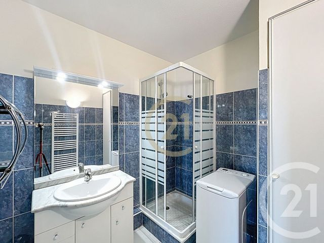 Appartement T2 à louer - 2 pièces - 42.0 m2 - CANNES LA BOCCA - 06 - PROVENCE-ALPES-COTE-D-AZUR - Century 21 Immobilier Conseil