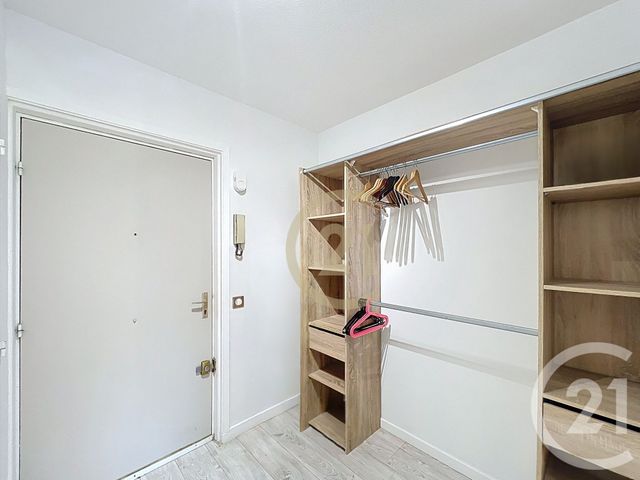 Appartement Studio à louer - 1 pièce - 25.88 m2 - VALLAURIS - 06 - PROVENCE-ALPES-COTE-D-AZUR - Century 21 Immobilier Conseil