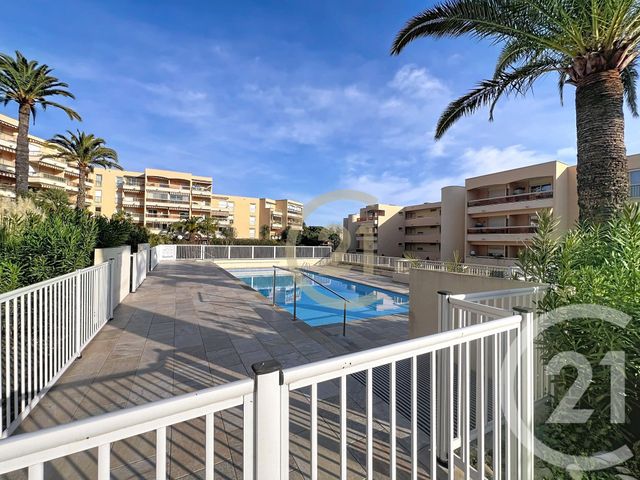 Appartement Studio à louer VALLAURIS