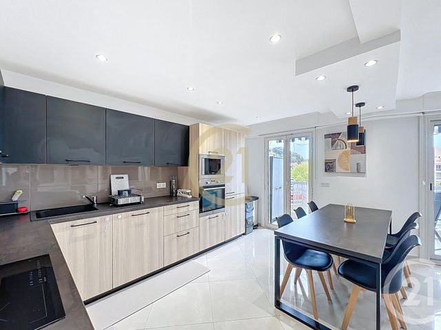 Appartement F4 à louer - 4 pièces - 91.86 m2 - CANNES LA BOCCA - 06 - PROVENCE-ALPES-COTE-D-AZUR - Century 21 Immobilier Conseil