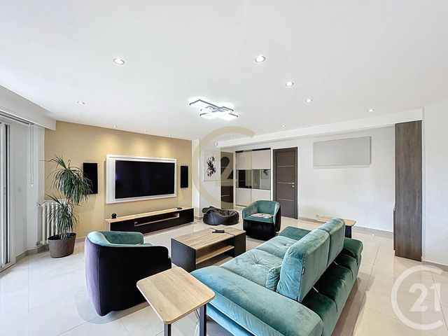 Appartement F4 à louer - 4 pièces - 91.86 m2 - CANNES LA BOCCA - 06 - PROVENCE-ALPES-COTE-D-AZUR - Century 21 Immobilier Conseil