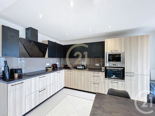 Appartement F4 à louer - 4 pièces - 91.86 m2 - CANNES LA BOCCA - 06 - PROVENCE-ALPES-COTE-D-AZUR - Century 21 Immobilier Conseil