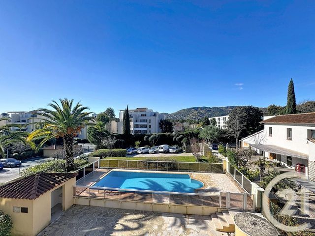 Appartement T3 à vendre - 3 pièces - 64.0 m2 - CANNES LA BOCCA - 06 - PROVENCE-ALPES-COTE-D-AZUR - Century 21 Immobilier Conseil
