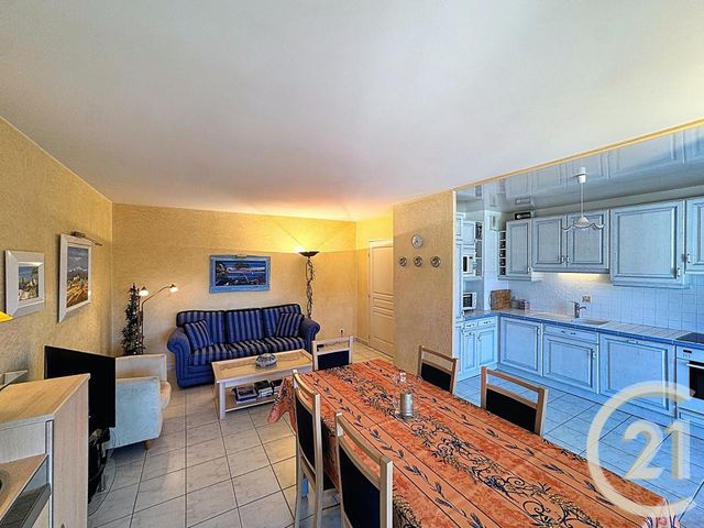 Appartement T3 à vendre - 3 pièces - 64.0 m2 - CANNES LA BOCCA - 06 - PROVENCE-ALPES-COTE-D-AZUR - Century 21 Immobilier Conseil