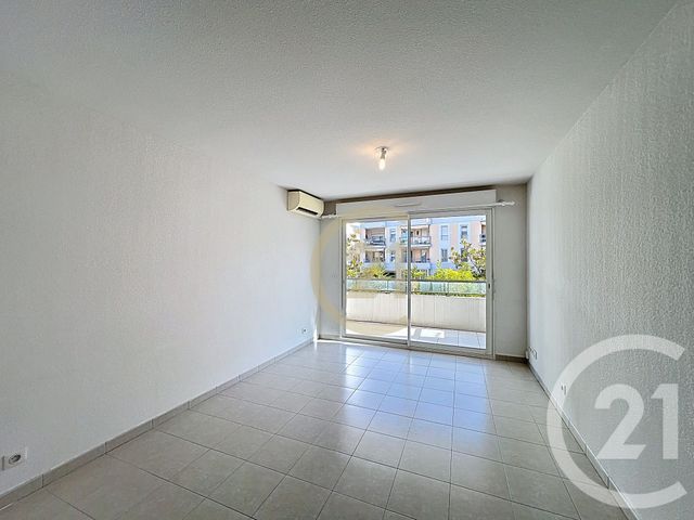 Appartement T2 à louer - 2 pièces - 41.34 m2 - CANNES LA BOCCA - 06 - PROVENCE-ALPES-COTE-D-AZUR - Century 21 Immobilier Conseil