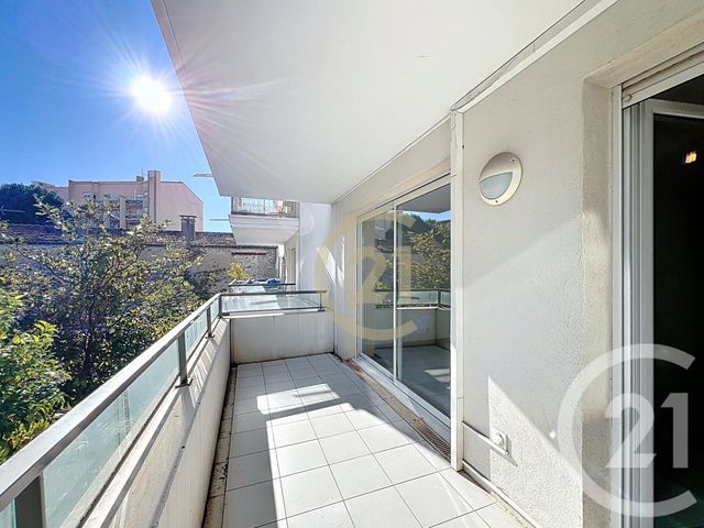 Appartement T2 à louer - 2 pièces - 41.34 m2 - CANNES LA BOCCA - 06 - PROVENCE-ALPES-COTE-D-AZUR - Century 21 Immobilier Conseil