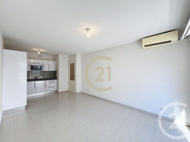 Appartement T2 à louer - 2 pièces - 41.34 m2 - CANNES LA BOCCA - 06 - PROVENCE-ALPES-COTE-D-AZUR - Century 21 Immobilier Conseil