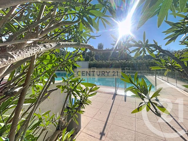 Appartement F1 à vendre - 1 pièce - 28.48 m2 - MANDELIEU LA NAPOULE - 06 - PROVENCE-ALPES-COTE-D-AZUR - Century 21 Immobilier Conseil