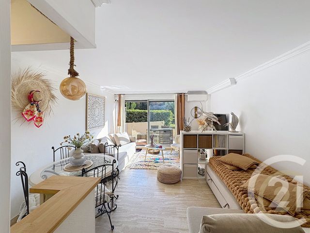 Appartement F1 à vendre - 1 pièce - 32.81 m2 - CANNES - 06 - PROVENCE-ALPES-COTE-D-AZUR - Century 21 Immobilier Conseil