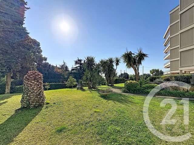 Appartement F1 à vendre - 1 pièce - 32.81 m2 - CANNES - 06 - PROVENCE-ALPES-COTE-D-AZUR - Century 21 Immobilier Conseil