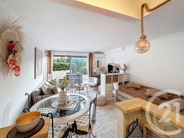 Appartement F1 à vendre - 1 pièce - 32.81 m2 - CANNES - 06 - PROVENCE-ALPES-COTE-D-AZUR - Century 21 Immobilier Conseil