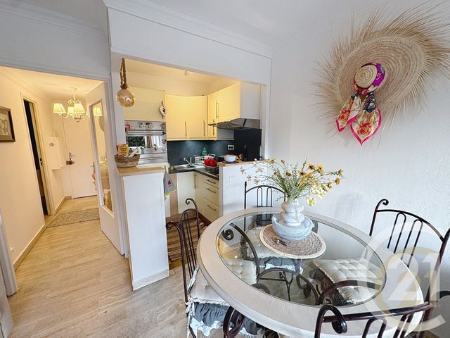 Appartement F1 à vendre - 1 pièce - 32.81 m2 - CANNES - 06 - PROVENCE-ALPES-COTE-D-AZUR - Century 21 Immobilier Conseil