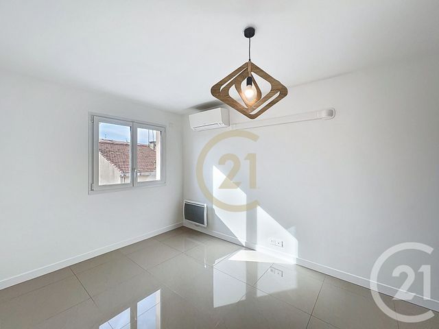 Appartement T2 à louer - 2 pièces - 43.28 m2 - CANNES LA BOCCA - 06 - PROVENCE-ALPES-COTE-D-AZUR - Century 21 Immobilier Conseil