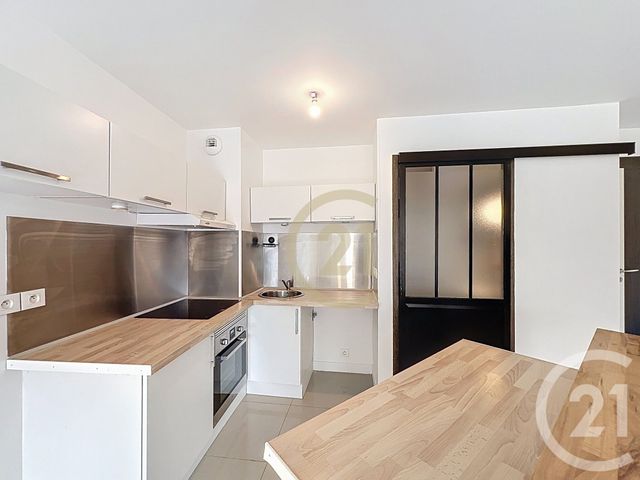 Appartement T2 à louer - 2 pièces - 43.28 m2 - CANNES LA BOCCA - 06 - PROVENCE-ALPES-COTE-D-AZUR - Century 21 Immobilier Conseil